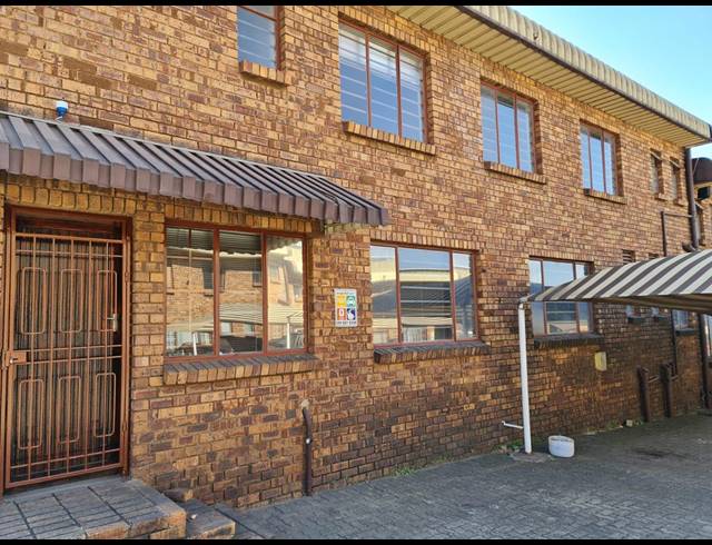 510M² WAREHOUSE TO LET IN WADEVILLE